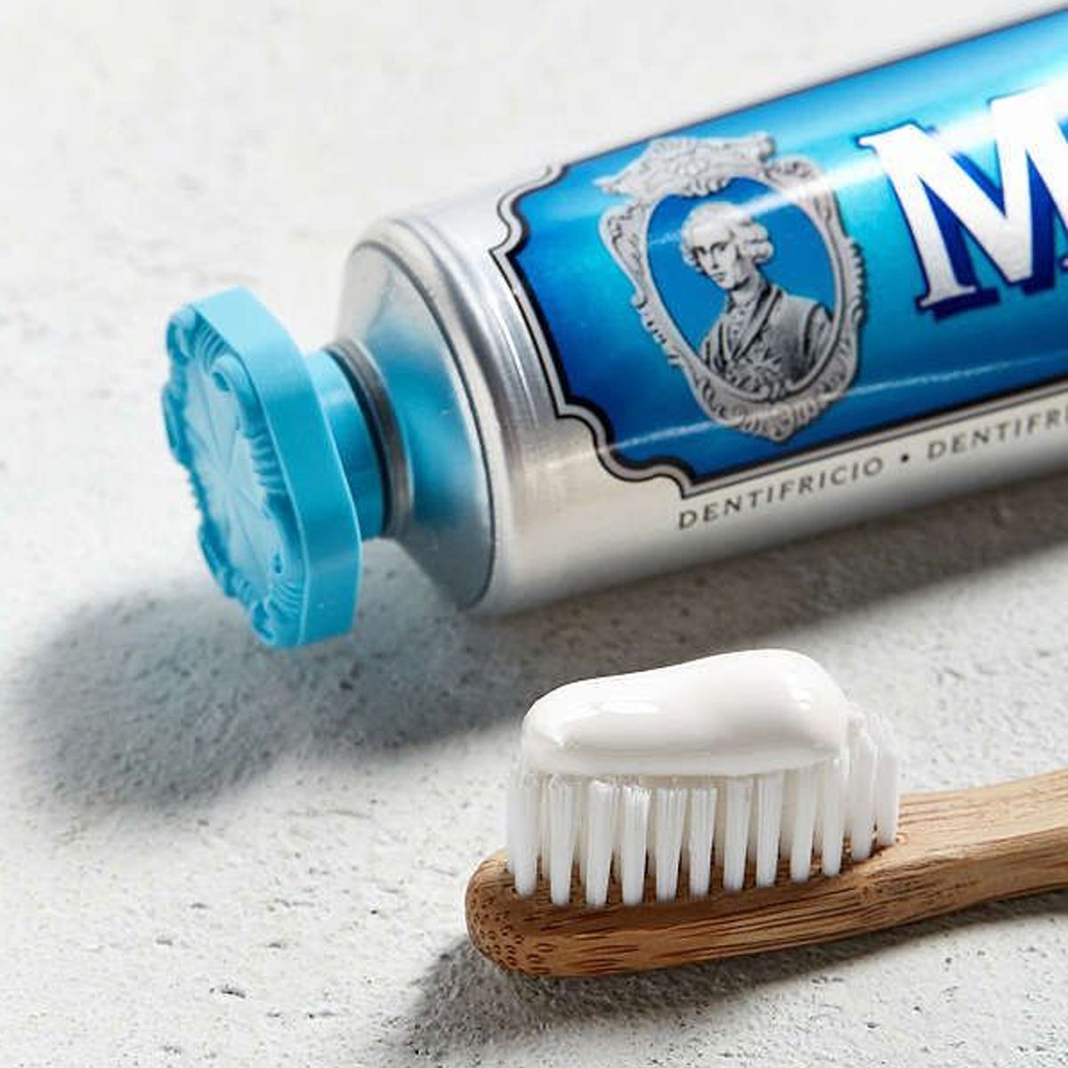 Marvis pasta de dientes menta acuática 85ml