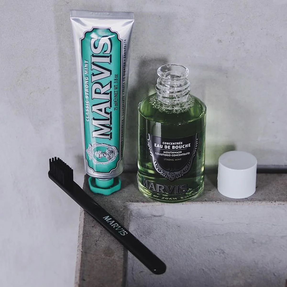 Marvis collutorio menta forte 120ml