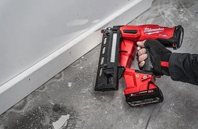 Milwaukee m18 fn16ga-202x | m18 fuel 16 ga afwerkingstacker | 32-63mm | 18v | 2.0ah li-ion accu - 4933478092