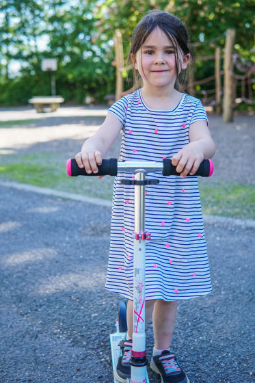 Muuwmi 2-wiel Kinderstep Opvouwbaar Voetrem Wit Roze