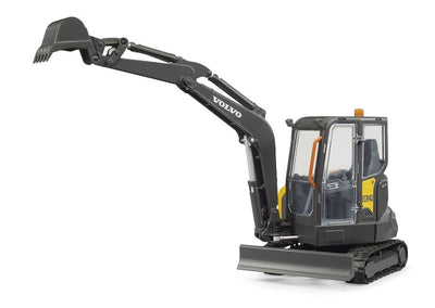 Bruder volvo compacte graafmachine ecr40