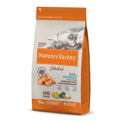 Natures variety Selected sterilized norwegian salmon