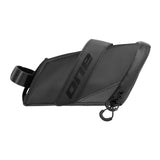Una borsa da sella 50 L (700 ml) nera - afbeelding 2