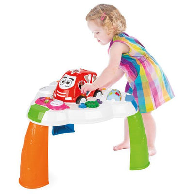 Attività di pilsan che gioca al tavolo da 11 pezzi